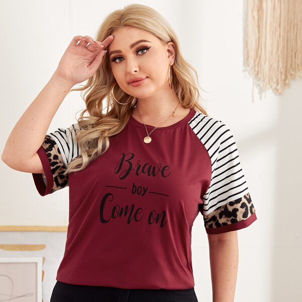 

Plus Contrast Leopard Striped Raglan Sleeve Letter Graphic Tee, Maroon