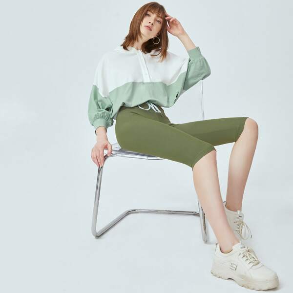 

Drop Shoulder Colorblock Pullover & Biker Shorts Set, Multicolor