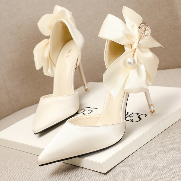 

Bow Decor High Heeled Satin Court Pumps, Beige