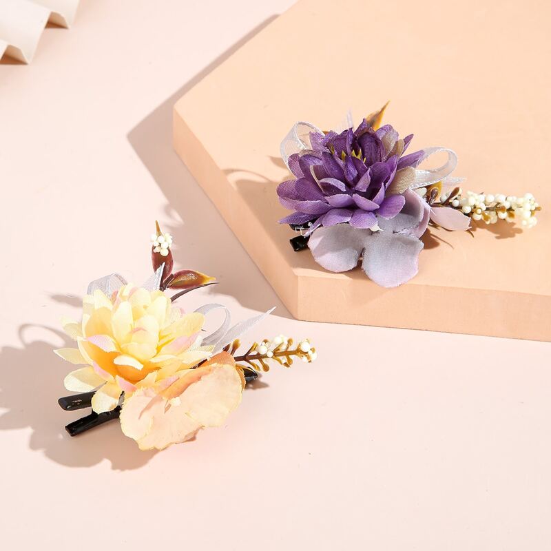 

2pcs Flower Decor Hair Clip, Multicolor