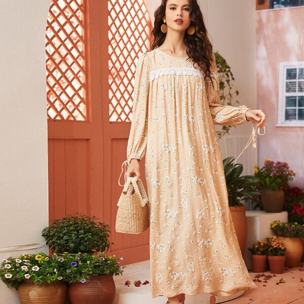 

Guipure Lace Trim Ditsy Floral Night Dress, Apricot