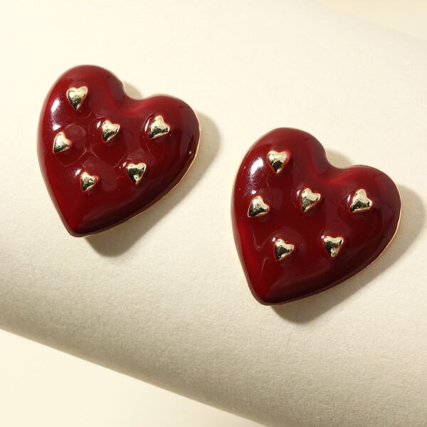 

Heart Design Stud Earrings, Burgundy