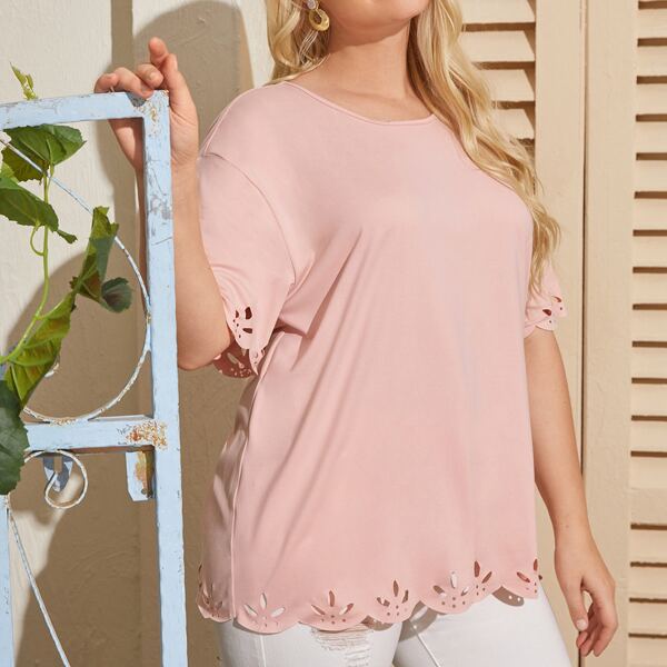 

Plus Laser Cut Scallop Trim Tee, Baby pink
