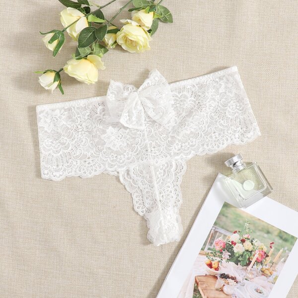 

Plus Floral Lace Panty, White