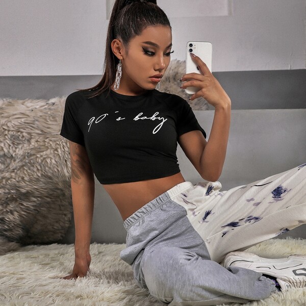 

Letter Graphic Crop Tee, Black