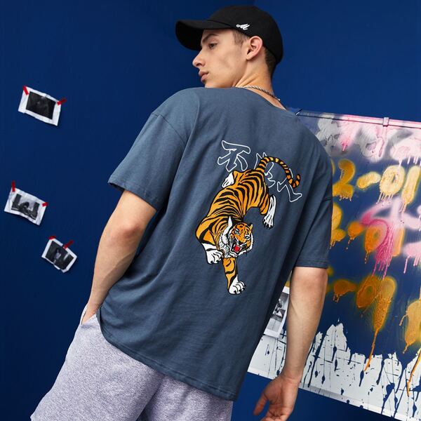 

Men Drop Shoulder Tiger & Letter Print Tee, Navy blue