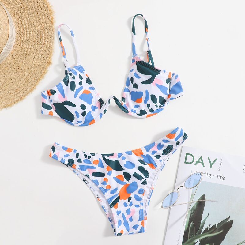 

Allover Print Underwire Bikini Swimsuit, Multicolor