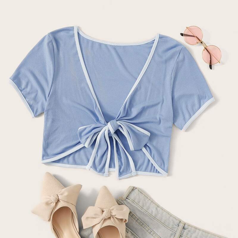 

Ringer Knot Front Crop Top, Baby blue