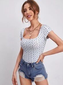 Soleia Scoop Neck Ditsy Floral Top - Multicolor - View 5