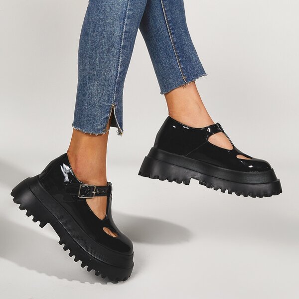 

Buckle Design Patent Flatform Shoes, Black