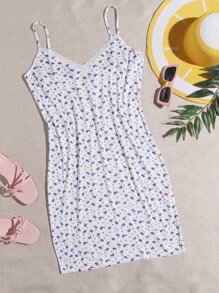 SHEIN Plus Ditsy Floral Lace Trim Bodycon Dress