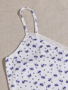 SHEIN Plus Ditsy Floral Lace Trim Bodycon Dress