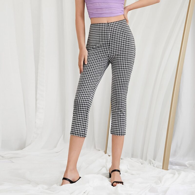 

Gingham Capris Leggings, Black and white