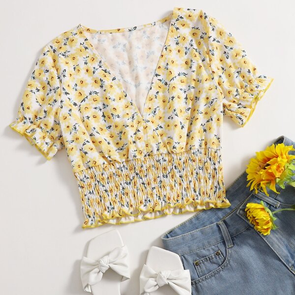 

Allover Floral Print Shirred Crop Blouse, Yellow