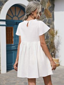 SHEIN 花卉刺繡連衣裙 - 白色 - 查看 2