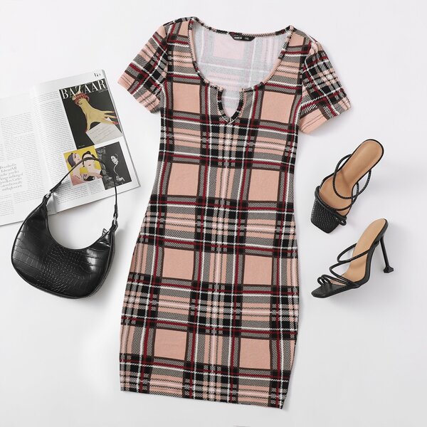 

Plus Notch Neck Tartan Dress, Multicolor