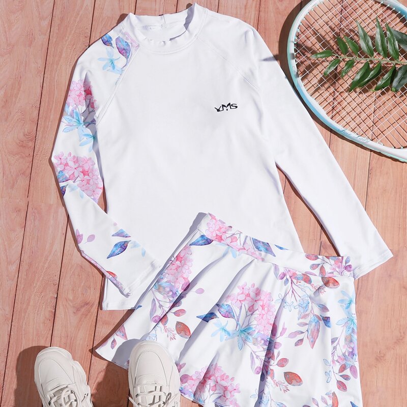 

Floral & Letter Graphic Sports Set, White