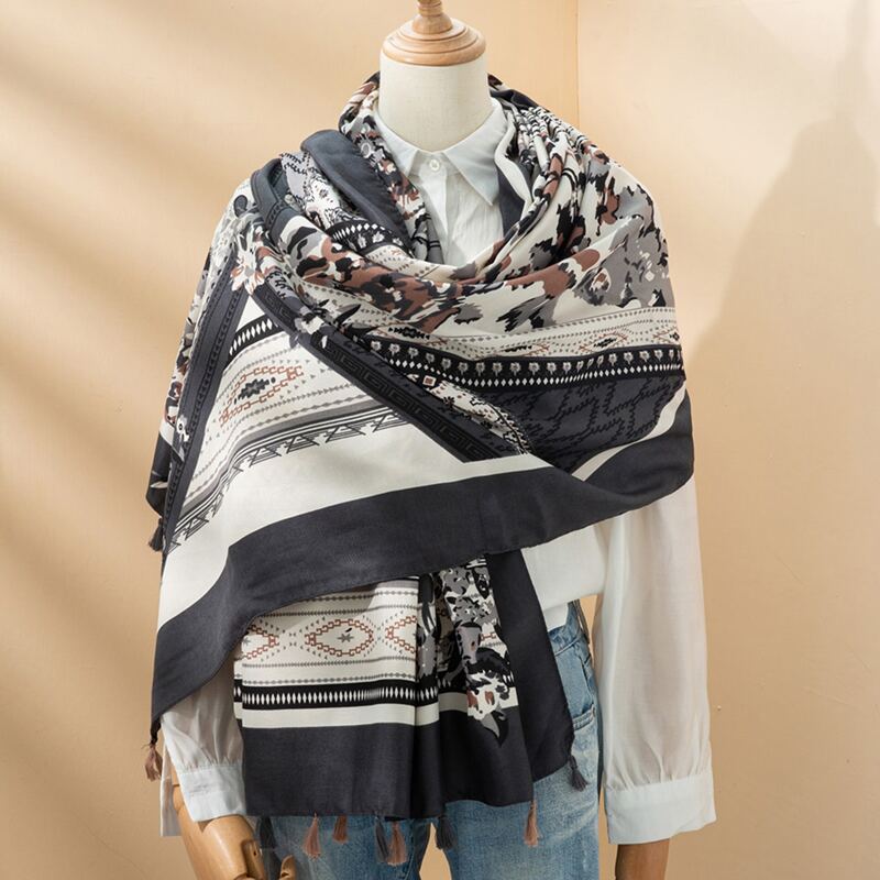 

Bohemian Tassel Hem Scarf, Multicolor