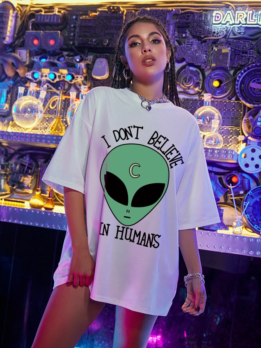 Camiseta amplia con estampado de extraterrestre y letra - Blanco - Ver 1
