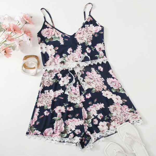 

Plus Allover Floral Belted Cami Romper, Multicolor
