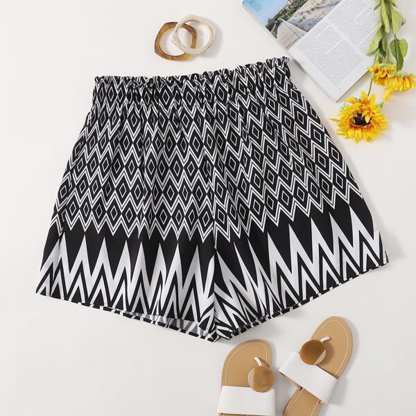 

Plus Argyle Print Wide Leg Shorts, Black and white