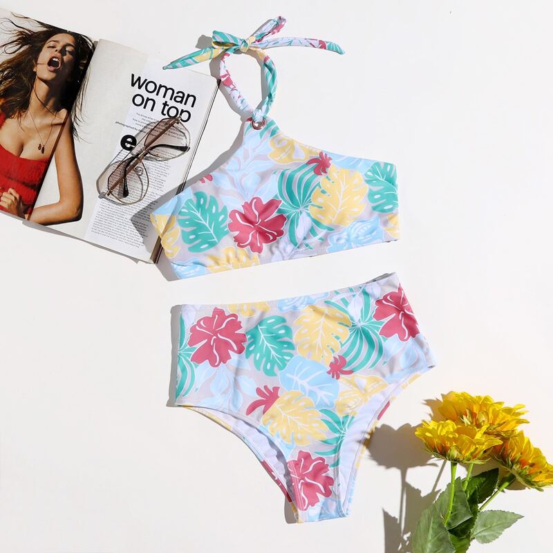 

Tropical Print Halter Bikini Swimsuit, Multicolor