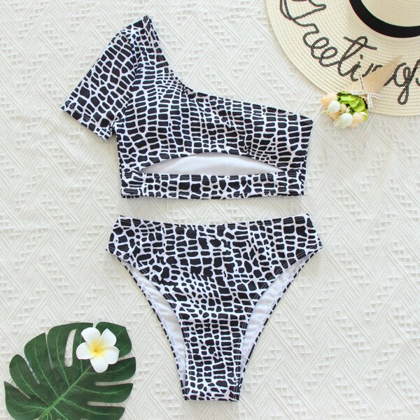 

Croc Pattern Cut-out One Shoulder Bikini Swimsuit, Black and white