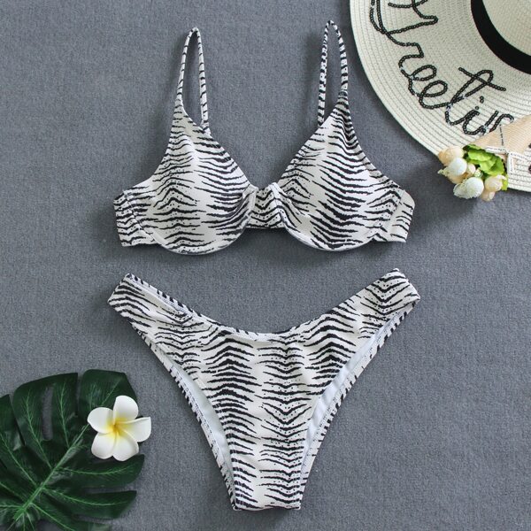 

Zebra Stripe Underwire Bikini Swimsuit, Multicolor