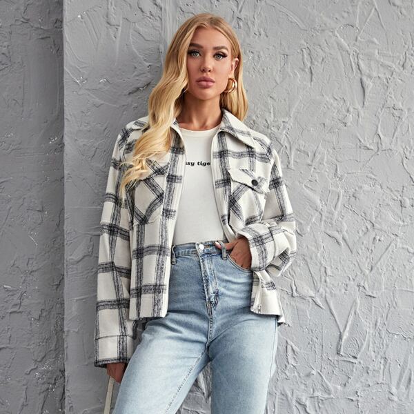 

Raglan Sleeve Flap Pocket Plaid Jacket, Black and white