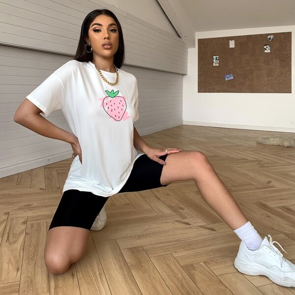 

Drop Shoulder Strawberry Graphic Longline Tee, White