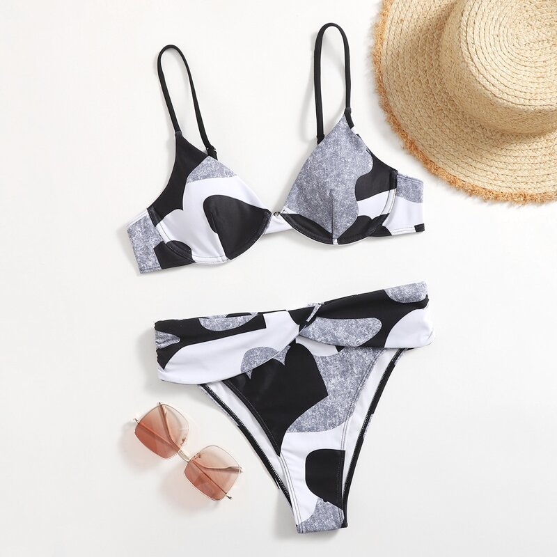 

Colorblock Underwire Bikini Swimsuit, Multicolor