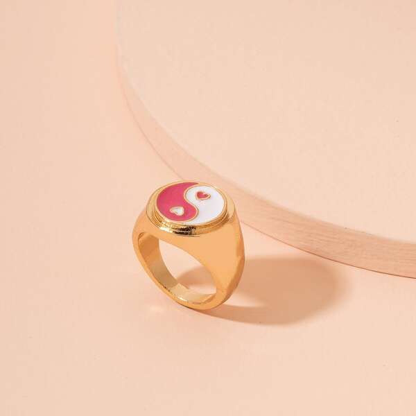

Yin & Yang Decor Ring, Multicolor
