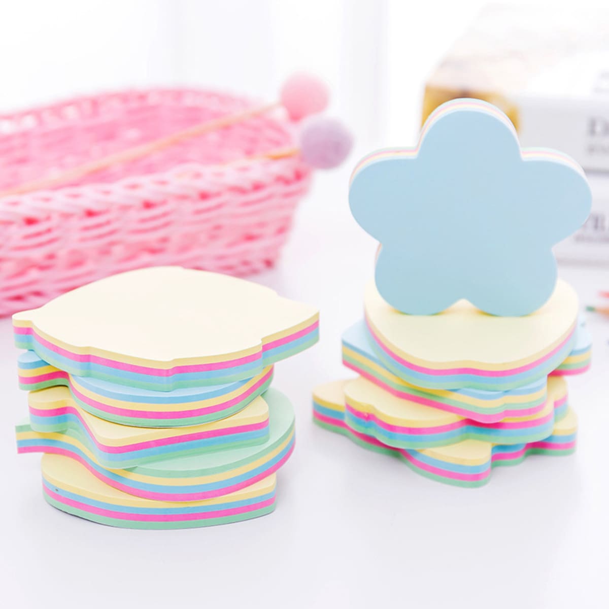 

4pcs Random Color & Shape Sticky Note, Multicolor