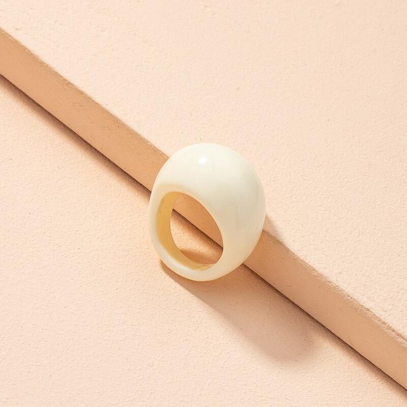 

Geo Decor Ring, White