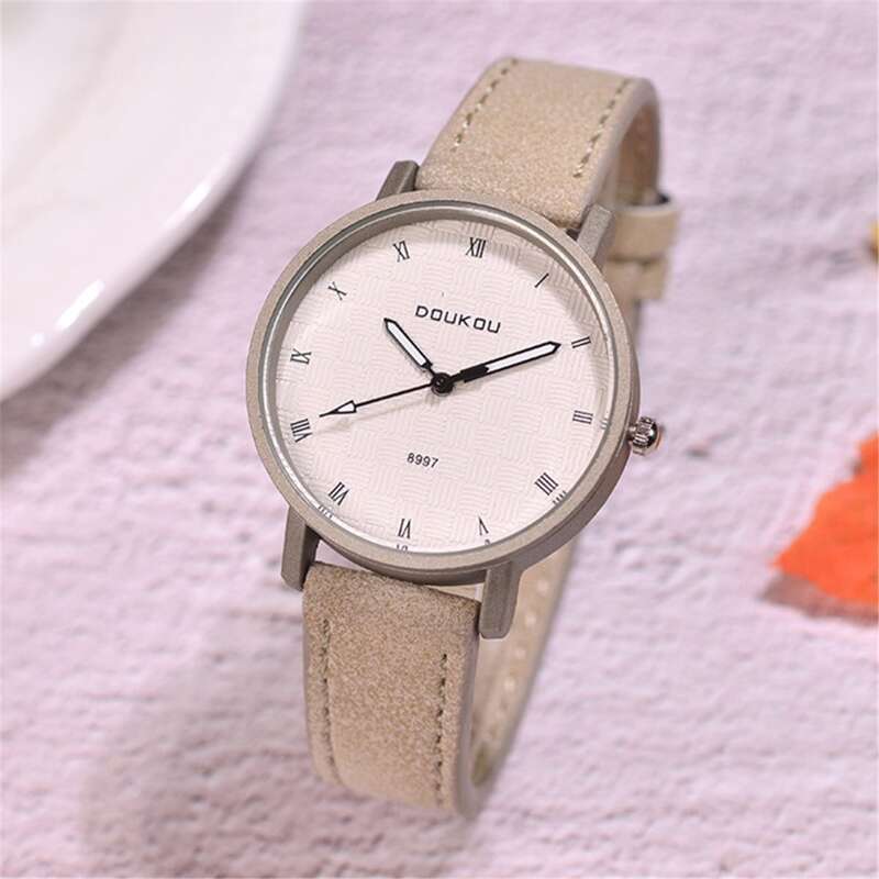

PU Leather Strap Round Pointer Quartz Watch