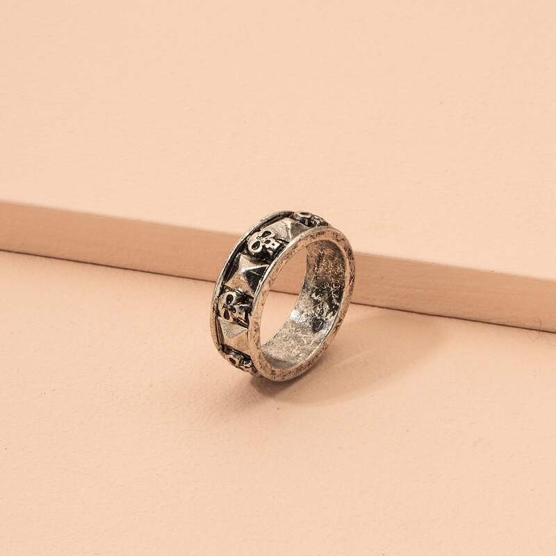 

Skull Decor Ring, Antique silver