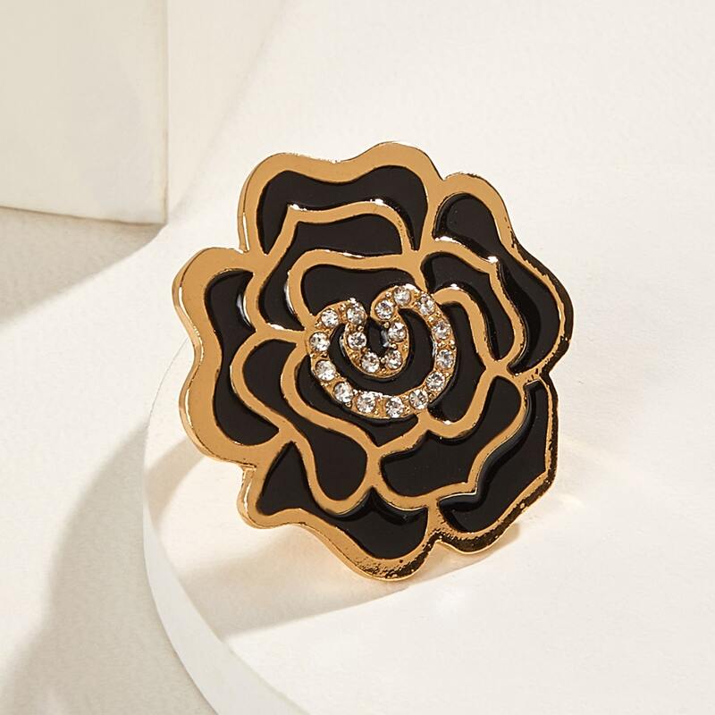 

Rose Decor Ring, Black