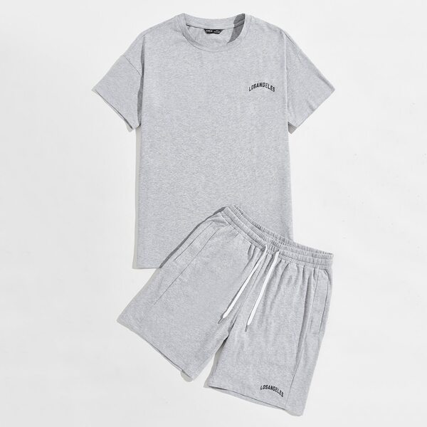

Men Letter Graphic Top & Drawstring Waist Shorts PJ Set, Light grey
