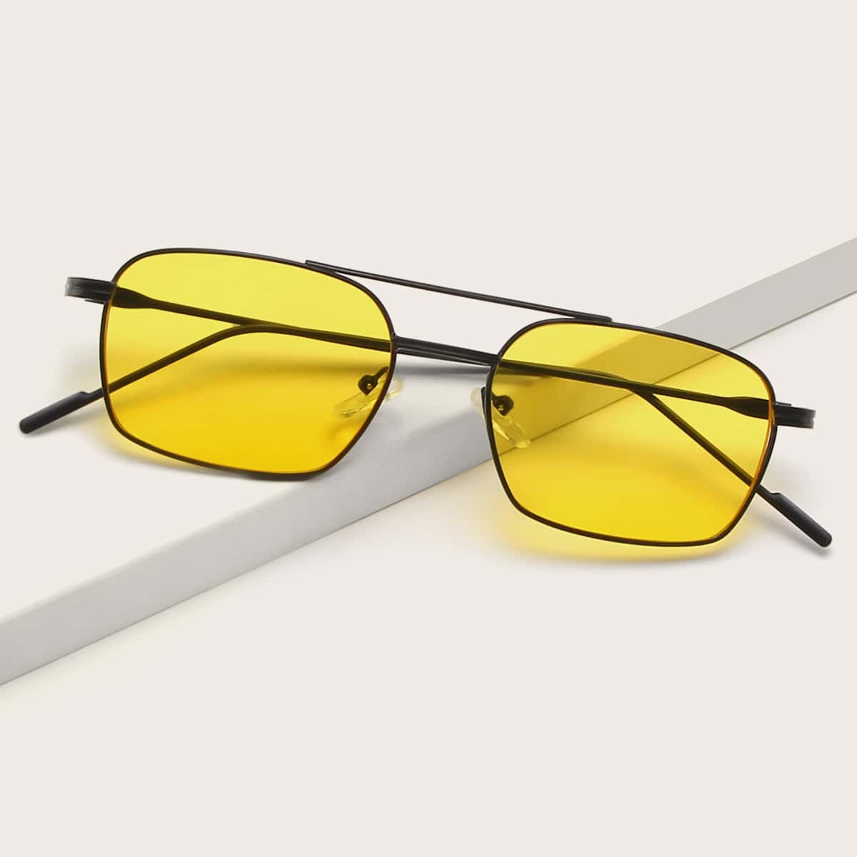 

Top Bar Metal Frame Sunglasses