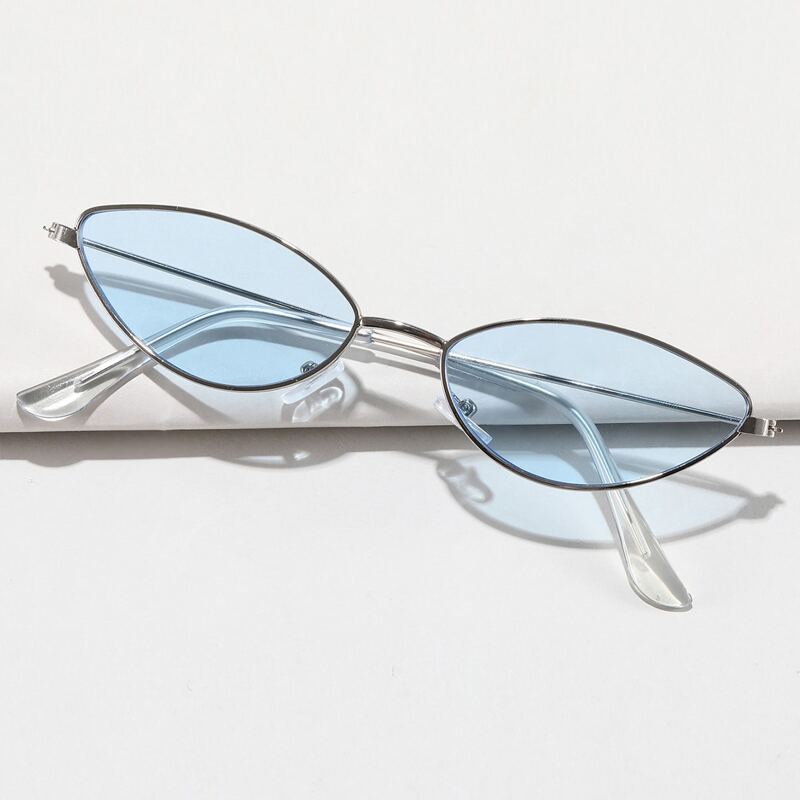 

Metal Cat Eye Sunglasses