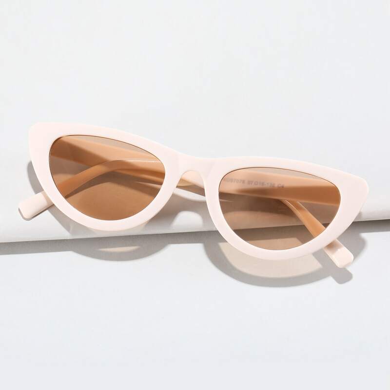

Cat Eye Sunglasses