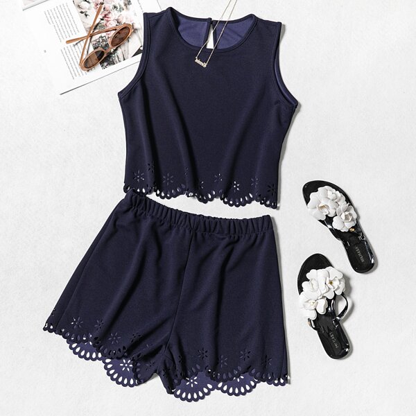 

Edge Laser Cut Tank Top & Shorts Set, Navy blue