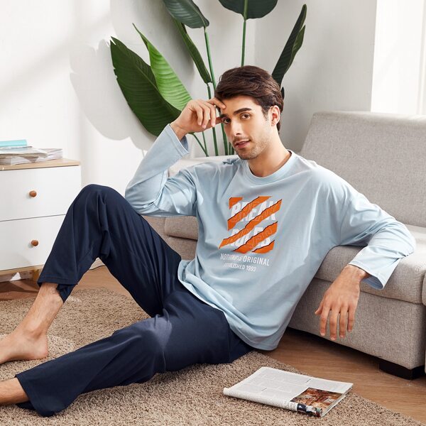 

Men Slogan Graphic PJ Set, Multicolor