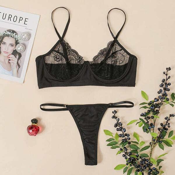 

Plus Contrast Lace Underwire Lingerie Set, Black