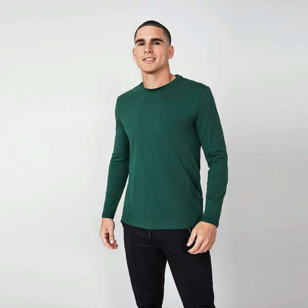 

Men Solid Form Fitting Tee, Dark green
