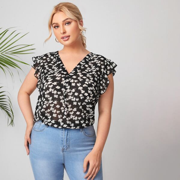 

Plus Four Leaf Clover Print Ruffle Trim Blouse, Black