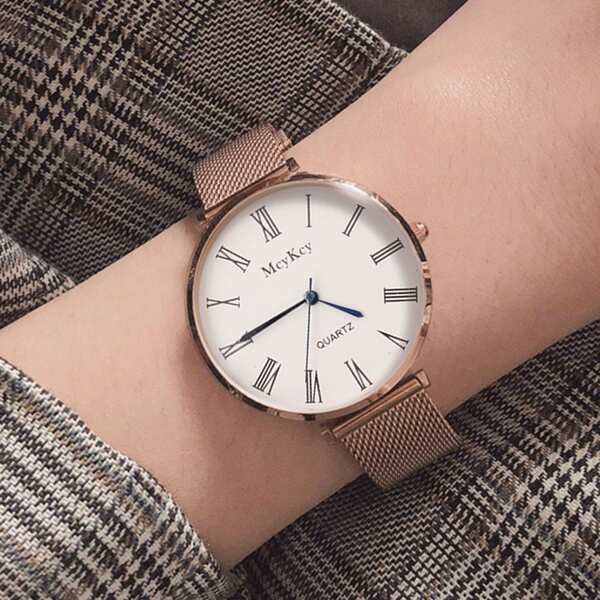 

Mesh Strap Round Pointer Quartz Watch