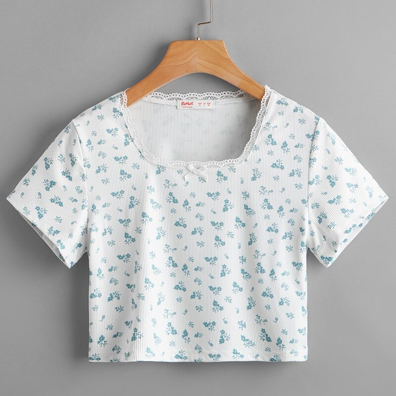 

Lace Trim Ditsy Floral Crop Tee, Multicolor