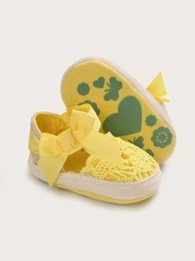 女婴蝴蝶結裝飾鉤織平底鞋