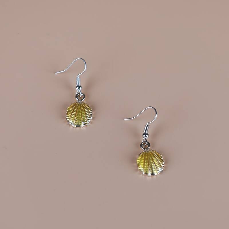 

Fan Shell Drop Earrings, Gold